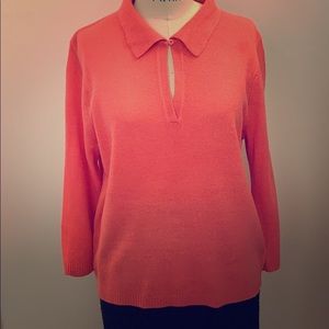 White stag long sleeves sweater